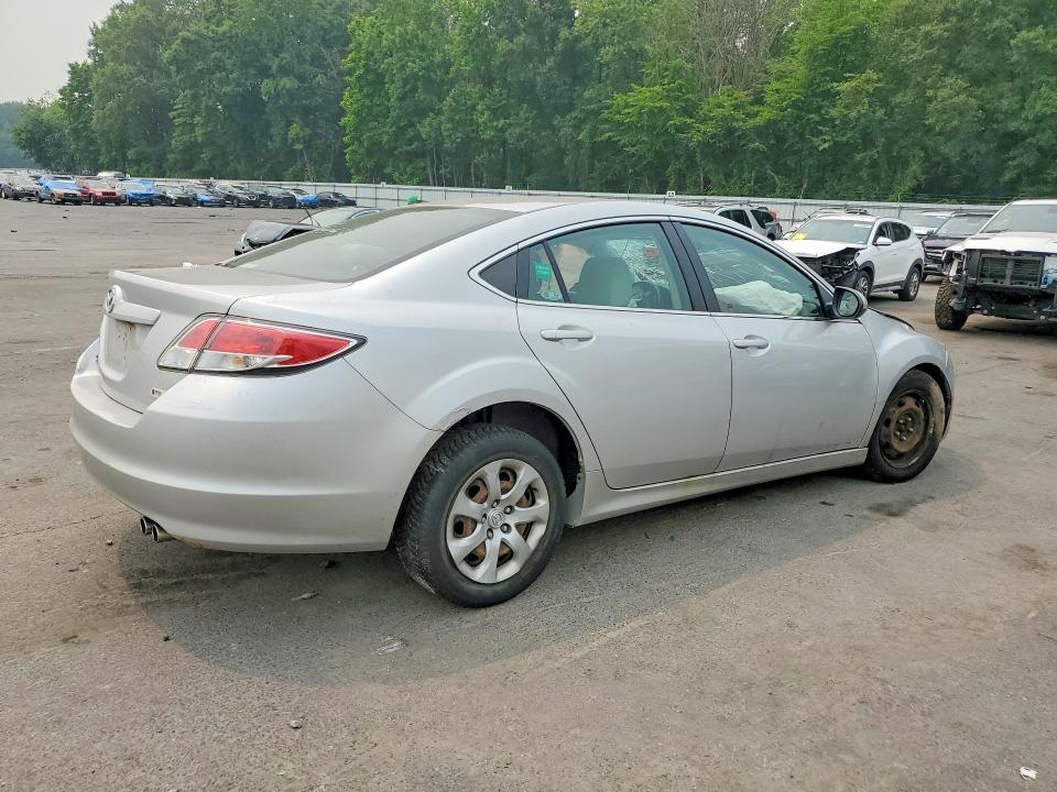 Photo 3 from auction – 2010 MAZDA 6 with VIN 1YVHZ8BH3A5M52193