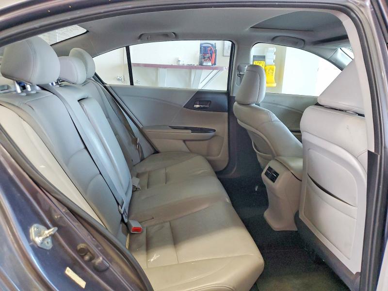 Photo 10 from auction – 2013 HONDA ACCORD with VIN 1HGCR3F94DA033840