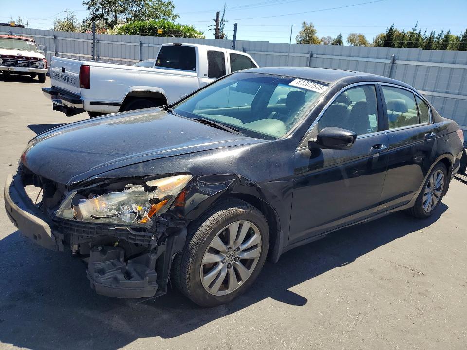 HONDA ACCORD 2012 with VIN 1HGCP2F84CA195053 - Photo from auction