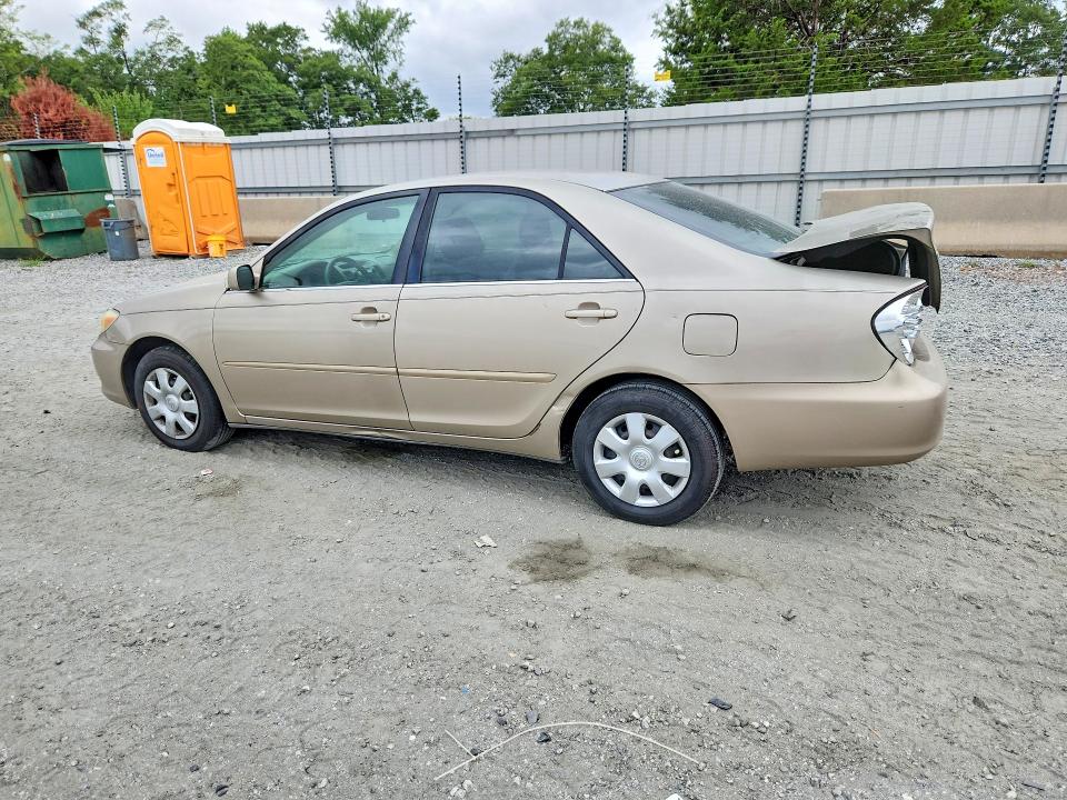 Photo 2 from auction – 2004 TOYOTA CAMRY with VIN 4T1BE32K74U907574