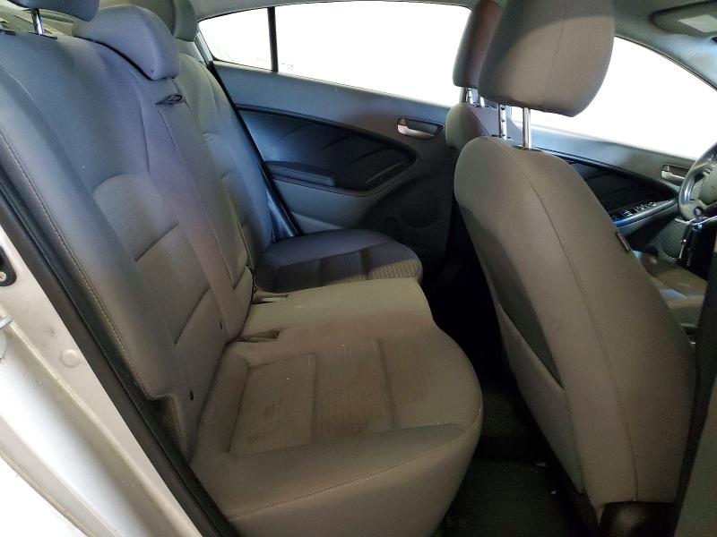 Photo 10 from auction – 2017 KIA FORTE with VIN 3KPFL4A77HE074460