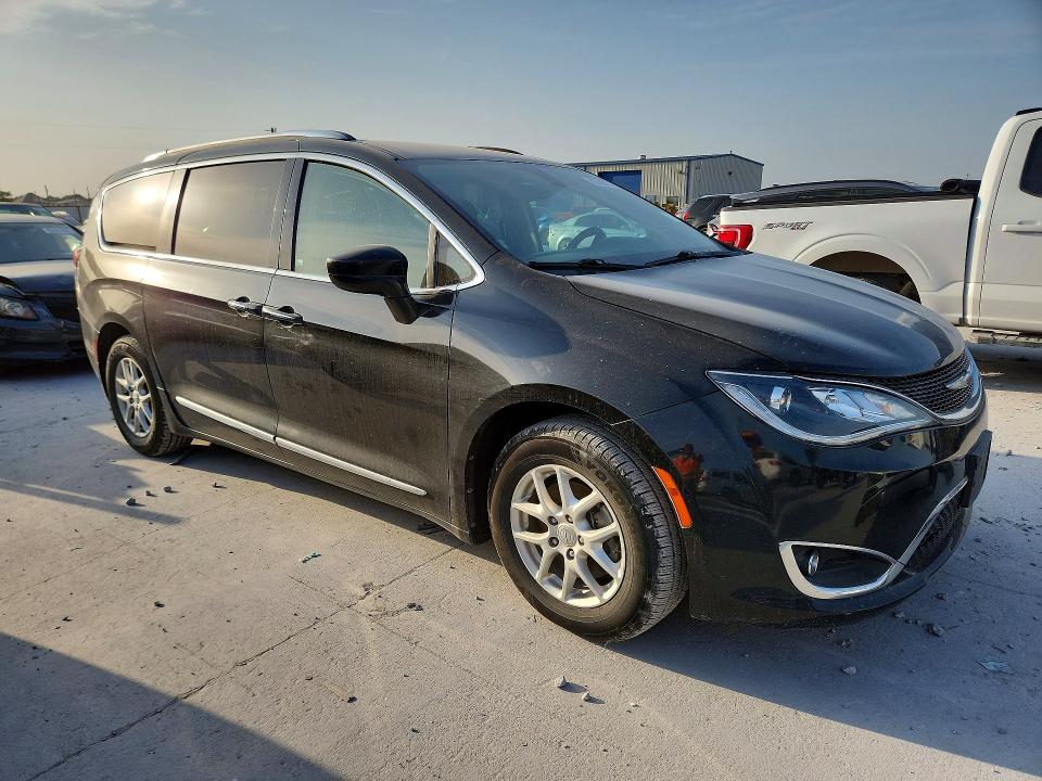 Фото 4 с аукциона – 2020 CHRYSLER PACIFICA с VIN 2C4RC1BGXLR284844