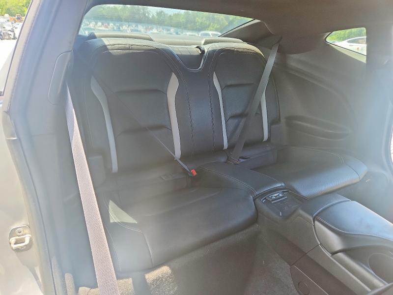 Photo 10 from auction – 2018 CHEVROLET CAMARO with VIN 1G1FD1RS8J0108787