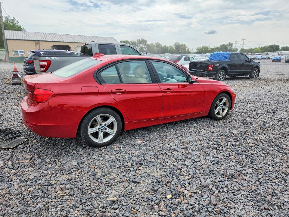 Photo 3 from auction – 2013 BMW 328 with VIN WBA3B3C54DJ810471