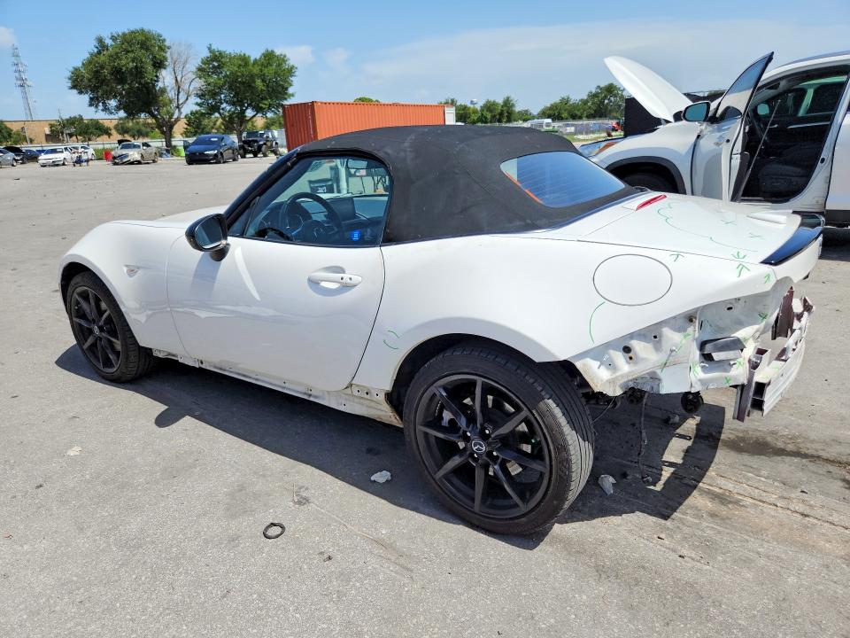 Photo 2 from auction – 2019 MAZDA MX-5 MIATA with VIN JM1NDAC77K0311694
