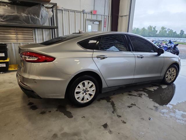 Photo 3 from auction – 2020 FORD FUSION with VIN 3FA6P0G71LR160259