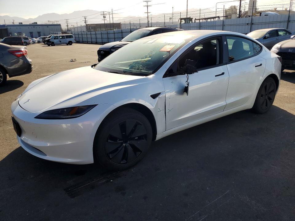 TESLA MODEL 3 2025 с VIN 5YJ3E1EA9SF042323 - Снимка от търг