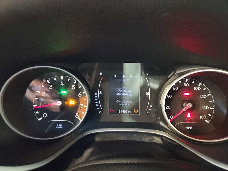 Photo 9 from auction – 2018 JEEP COMPASS with VIN 3C4NJDAB0JT177176