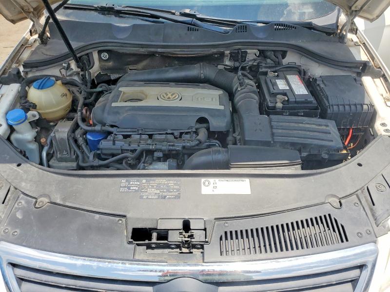 Photo 11 from auction – 2010 VOLKSWAGEN PASSAT with VIN WVWJK7AN5AE139739