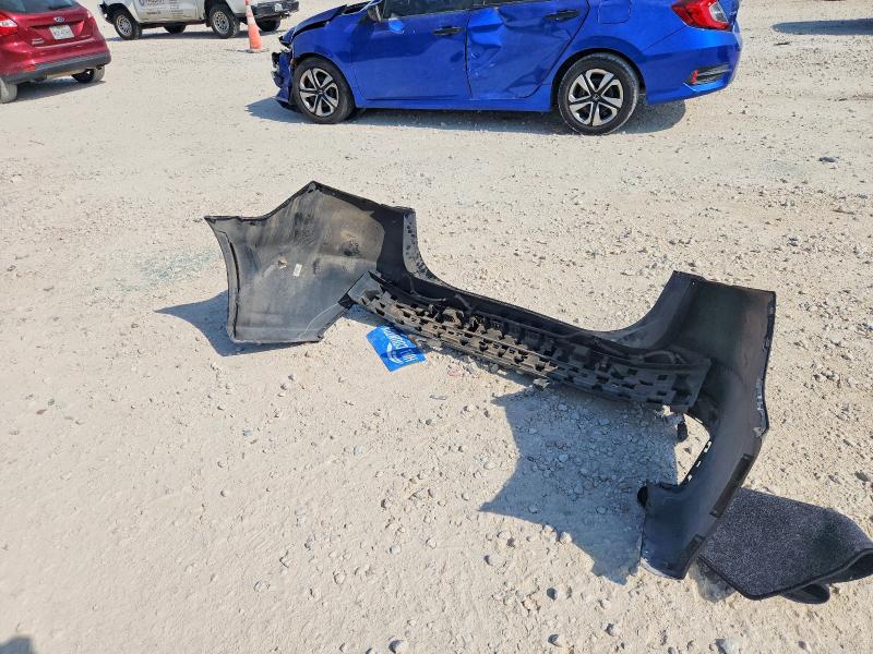 Photo 12 from auction – 2019 FORD FUSION with VIN 3FA6P0LU5KR235216