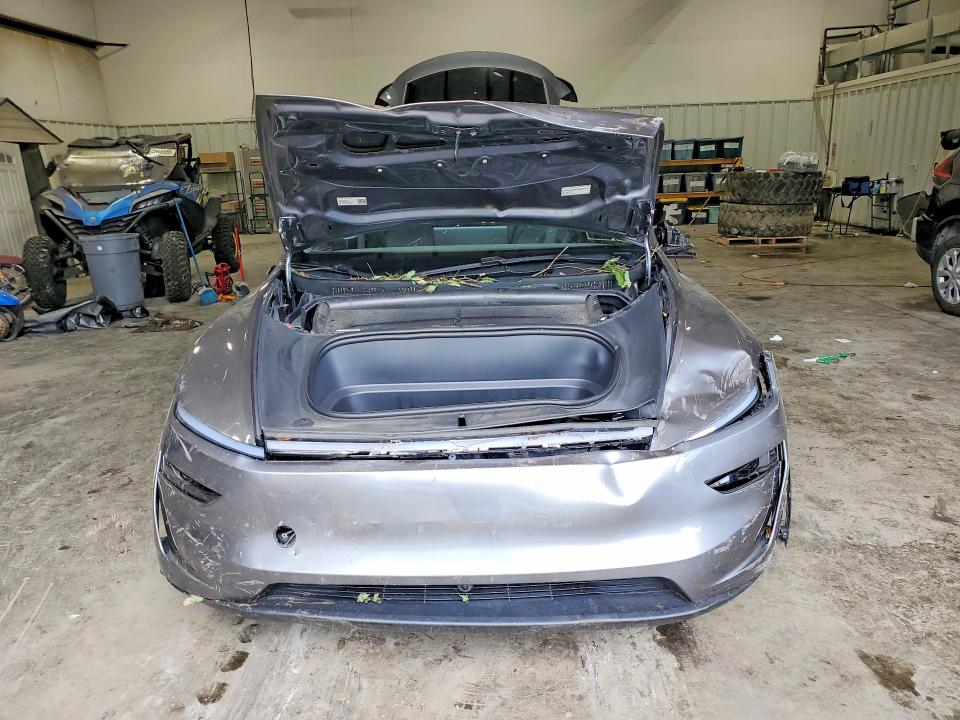 Photo 5 from auction – 2026 TESLA MODEL Y with VIN 7SAYGDEE7TA428762