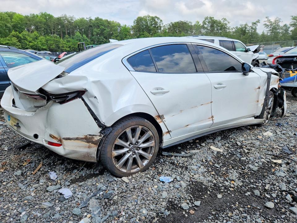 Photo 3 from auction – 2020 MAZDA 3 with VIN 3MZBPBEM0LM125641
