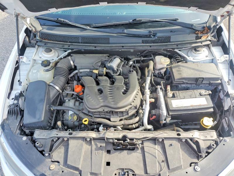 Photo 11 from auction – 2015 CHRYSLER 200 with VIN 1C3CCCBG1FN517453
