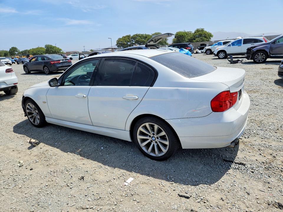 Photo 2 from auction – 2011 BMW 328 with VIN WBAPH5G53BNM82262