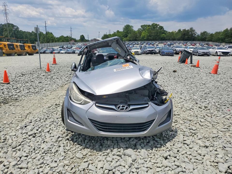 Photo 5 from auction – 2016 HYUNDAI ELANTRA with VIN 5NPDH4AE0GH763788