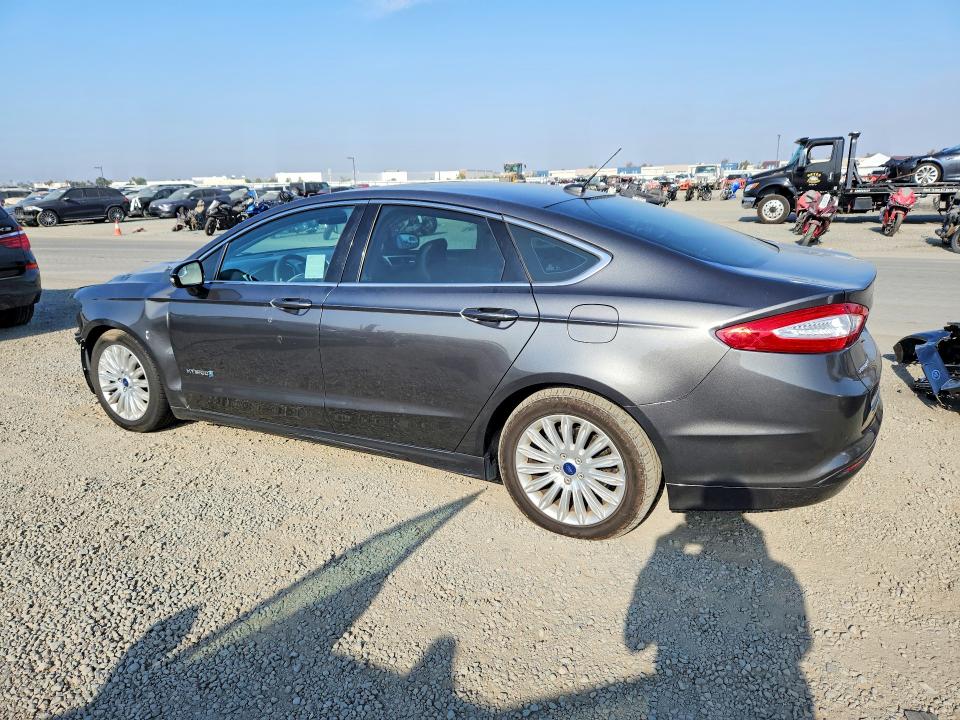 Photo 2 from auction – 2015 FORD FUSION with VIN 3FA6P0LU6FR226062