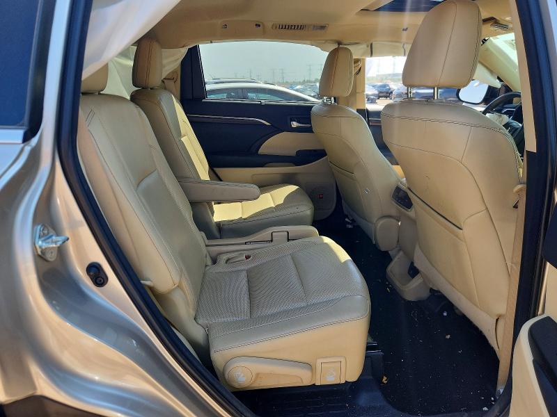 صورة رقم 10 من المزاد - 2015 TOYOTA HIGHLANDER مع VIN 5TDYKRFH5FS046086