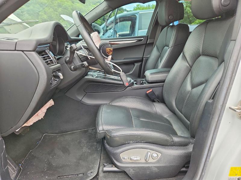 Photo 7 from auction – 2022 PORSCHE MACAN with VIN WP1AA2A59NLB03509