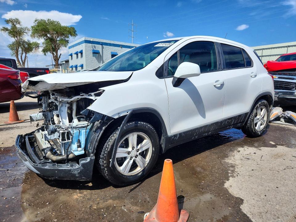 CHEVROLET TRAX 2020 with VIN 3GNCJKSB6LL202893 - Photo from auction