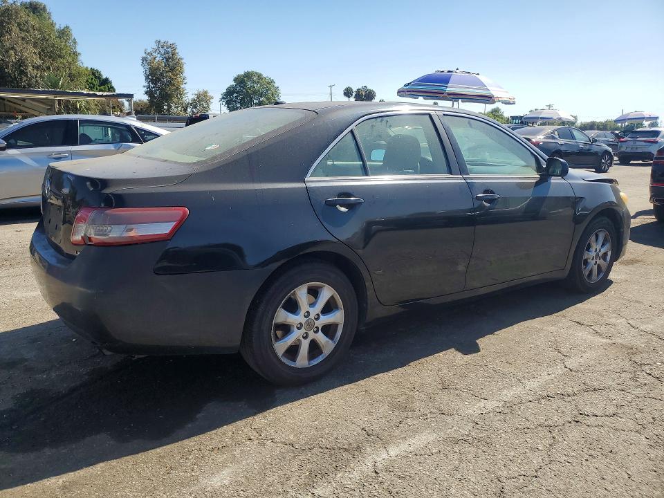 Photo 3 from auction – 2011 TOYOTA CAMRY with VIN 4T1BF3EK3BU190421