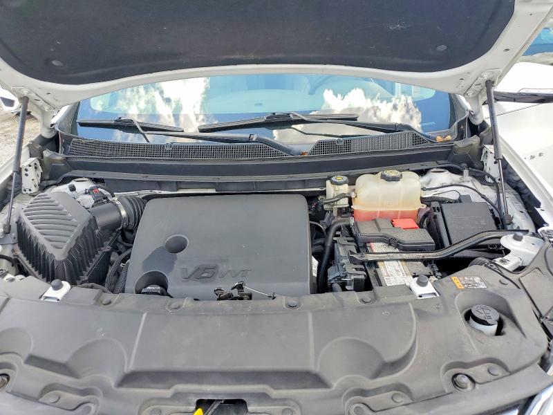 Photo 12 from auction – 2018 CHEVROLET TRAVERSE with VIN 1GNERHKW9JJ276112