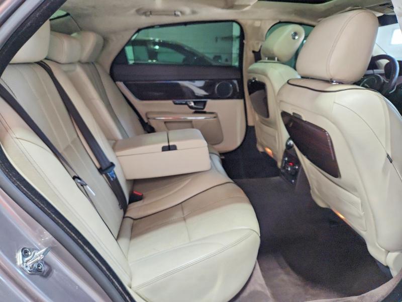 Photo 10 from auction – 2011 JAGUAR XJL with VIN SAJWA2GB4BLV06749