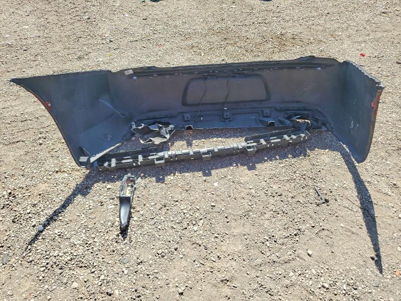 Photo 12 from auction – 2019 CHRYSLER 300 with VIN 2C3CCAEGXKH585611