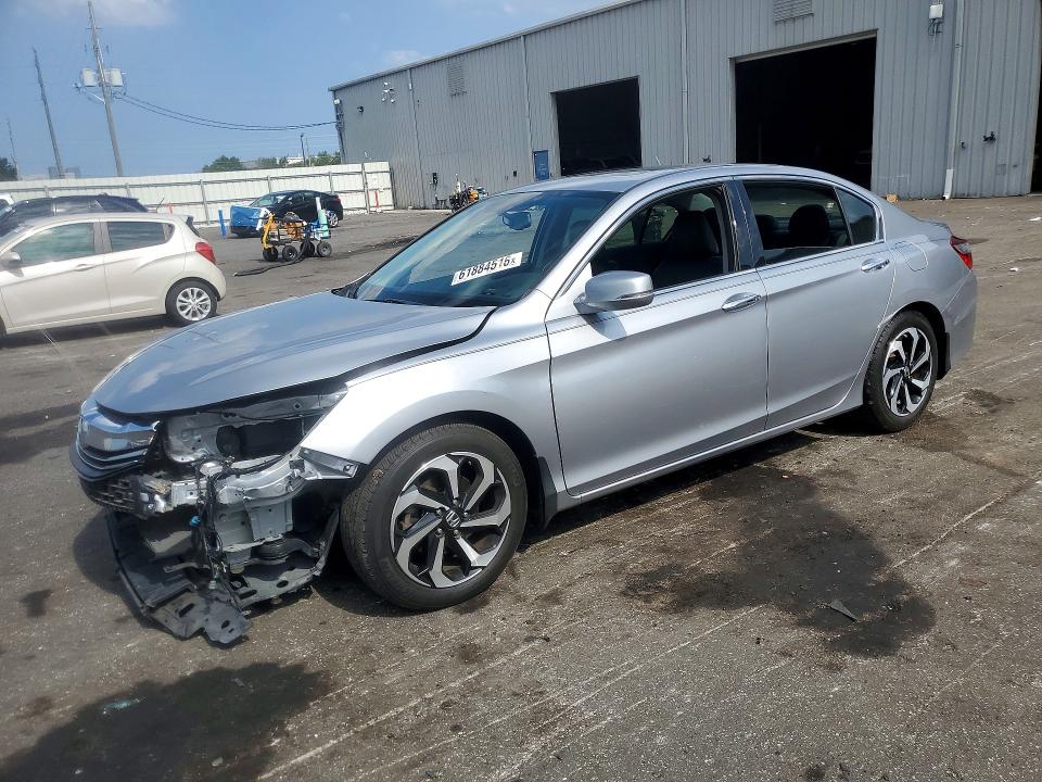 2017 HONDA ACCORD