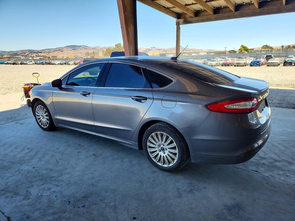 Photo 2 from auction – 2014 FORD FUSION with VIN 3FA6P0LU1ER241650