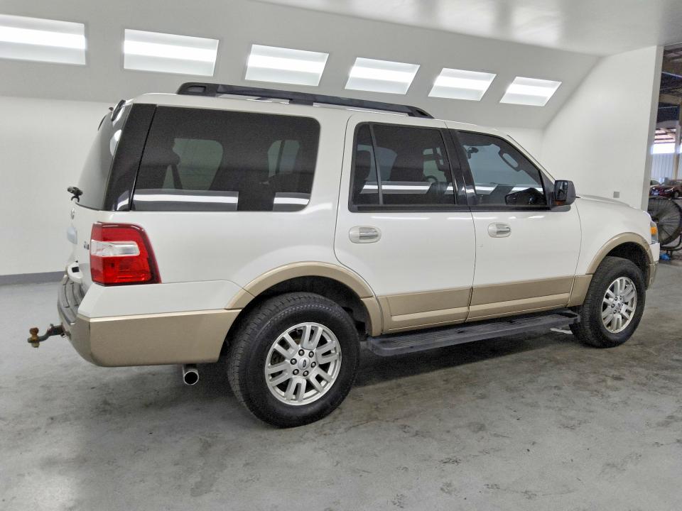 Photo 3 from auction – 2012 FORD EXPEDITION with VIN 1FMJU1J59CEF10097