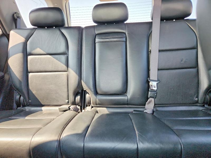 Photo 10 from auction – 2006 ACURA MDX with VIN 2HNYD188X6H549176