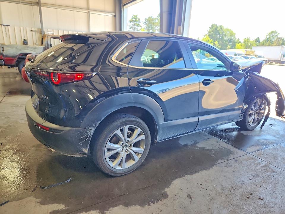 Photo 3 from auction – 2022 MAZDA CX-30 with VIN 3MVDMBBL7NM456721
