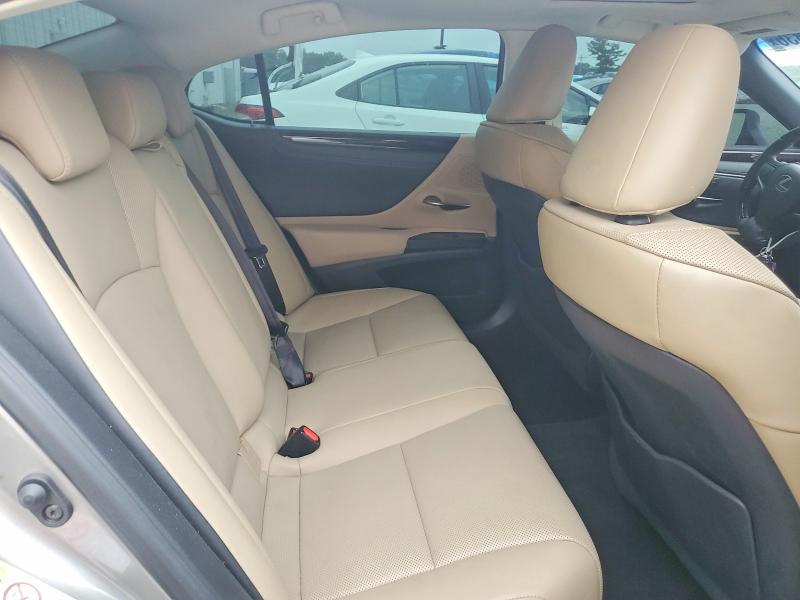 Photo 10 from auction – 2019 LEXUS ES with VIN 58ABZ1B16KU046782