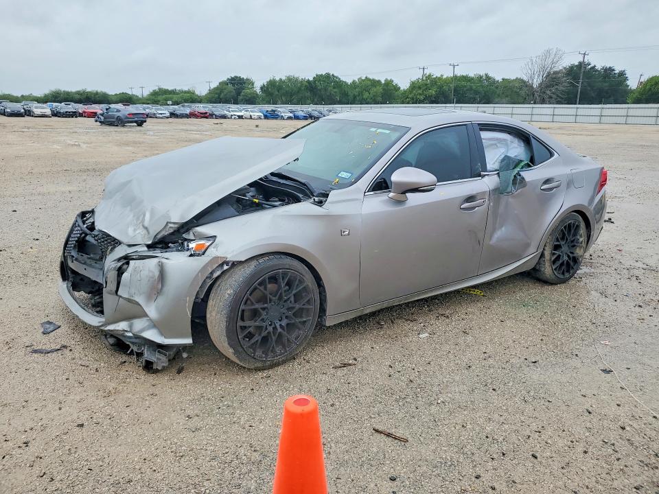 LEXUS IS 2015 with VIN JTHBF1D22F5049946 - Photo from auction