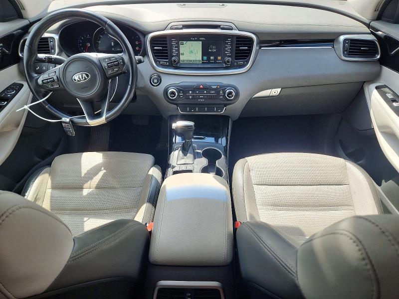 Photo 8 from auction – 2016 KIA SORENTO with VIN 5XYPKDA53GG113777