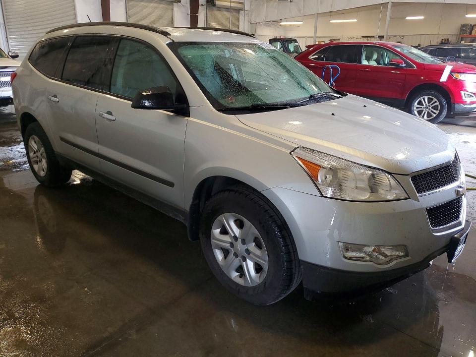 Photo 4 from auction – 2012 CHEVROLET TRAVERSE with VIN 1GNKVFED2CJ366167