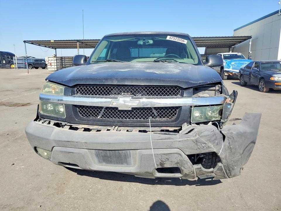 Photo 5 from auction – 2004 CHEVROLET AVALANCHE with VIN 3GNEC12T24G101446