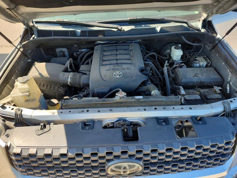 Photo 11 from auction – 2018 TOYOTA TUNDRA with VIN 5TFEM5F19JX124574