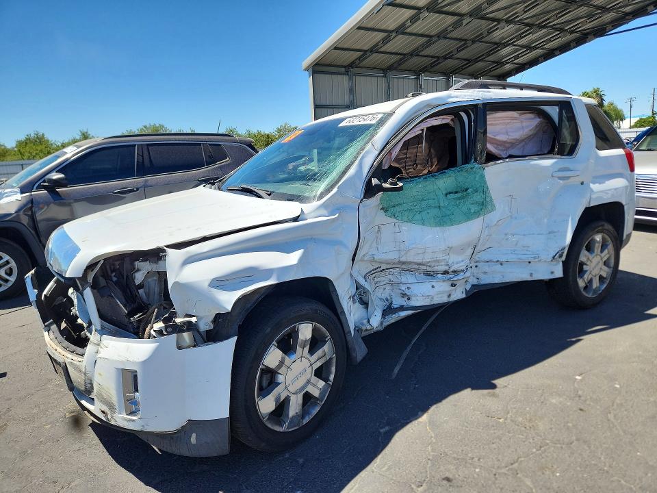 GMC TERRAIN 2013 with VIN 2GKFLUE32D6122811 - Photo from auction