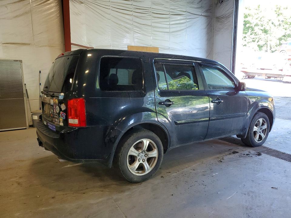 Photo 3 from auction – 2012 HONDA PILOT with VIN 5FNYF4H41CB006251