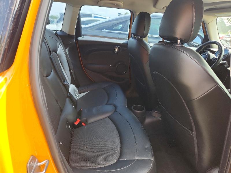 Photo 11 from auction – 2015 MINI COOPER with VIN WMWXS5C59FT832583