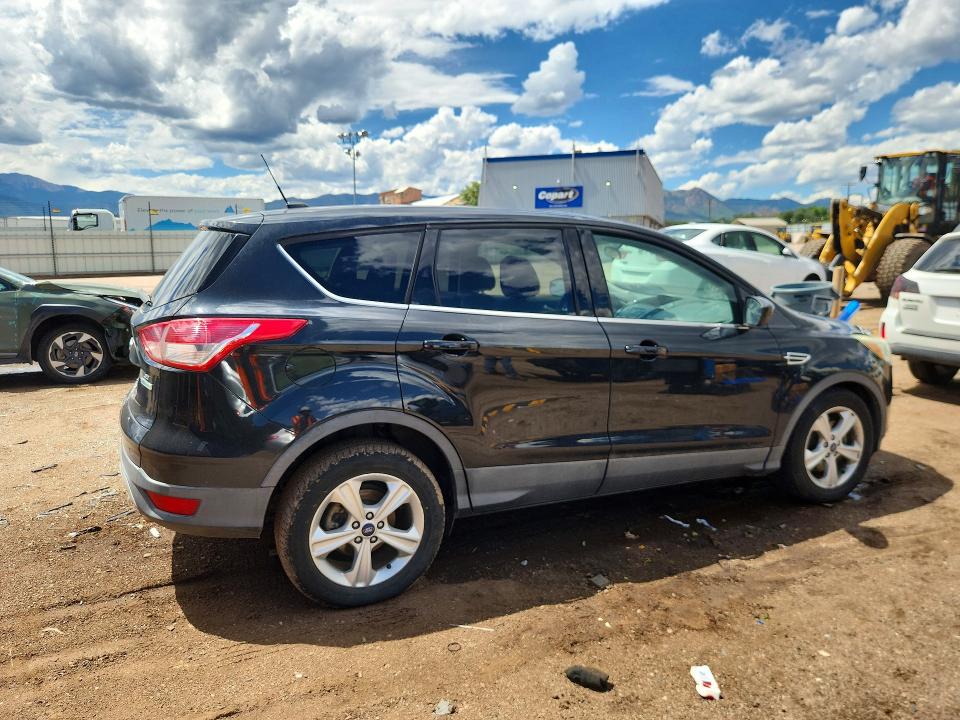 Photo 3 from auction – 2015 FORD ESCAPE with VIN 1FMCU0G91FUC80093