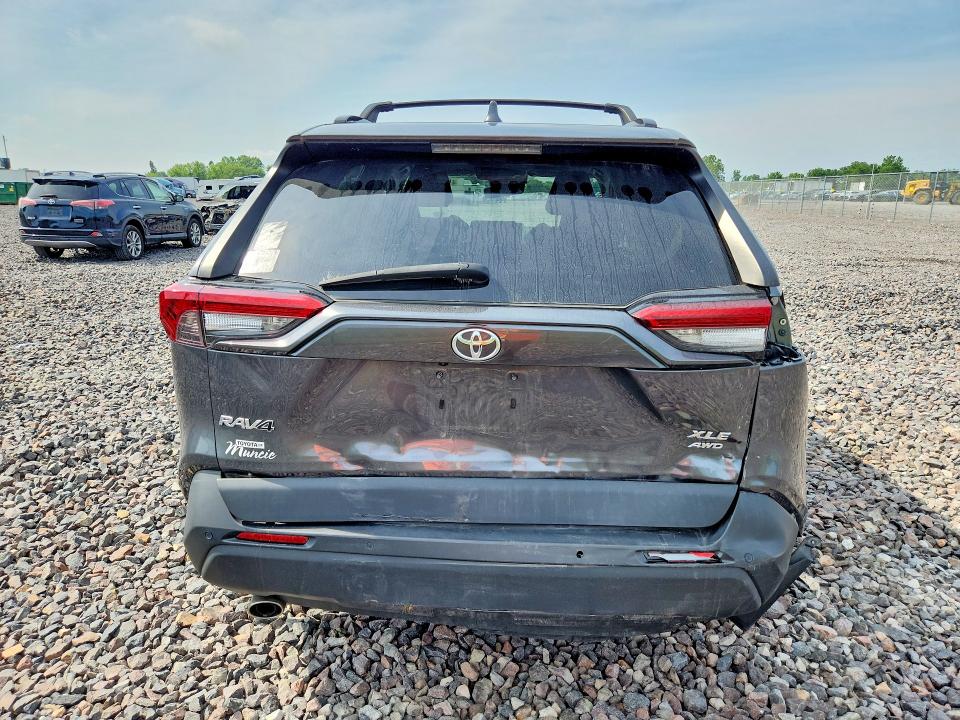 Photo 6 from auction – 2020 TOYOTA RAV4 with VIN 2T3A1RFV8LC065415