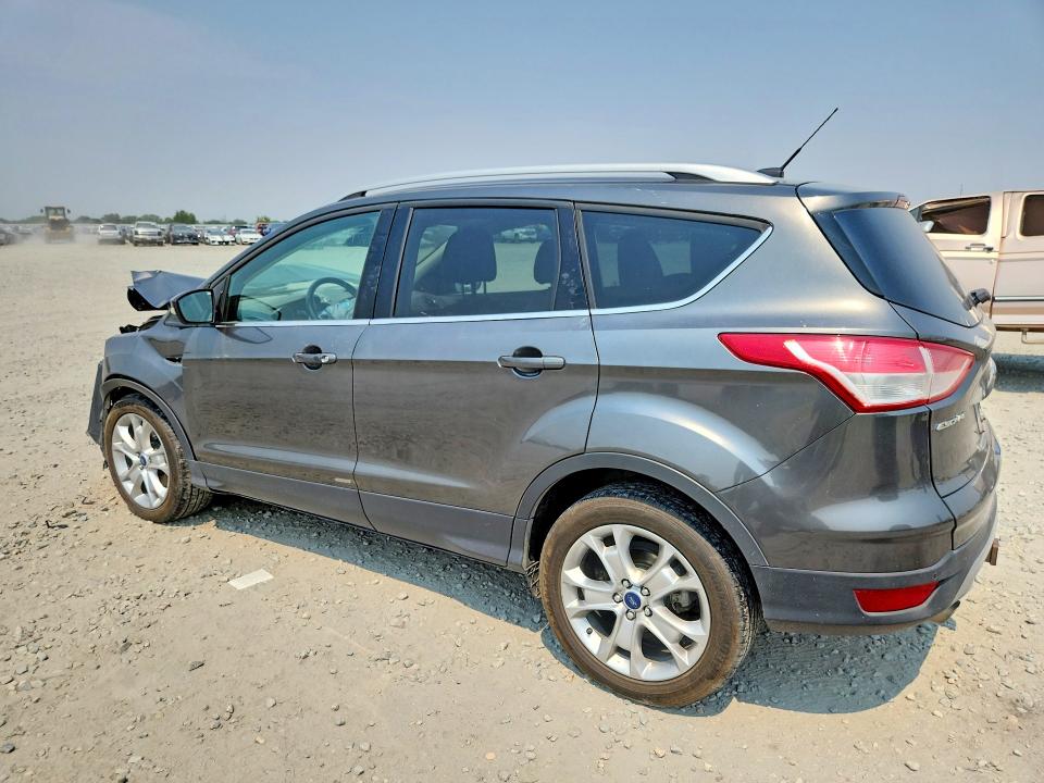 Photo 2 from auction – 2015 FORD ESCAPE with VIN 1FMCU9J92FUB11892