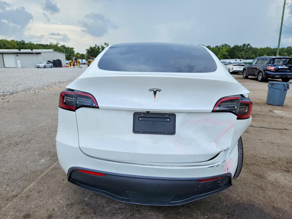 Photo 6 from auction – 2021 TESLA MODEL Y with VIN 5YJYGDEE9MF303005