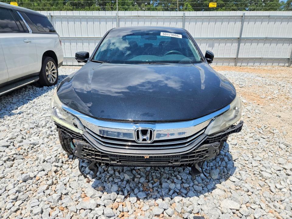Photo 5 from auction – 2017 HONDA ACCORD with VIN 1HGCR2F72HA123535