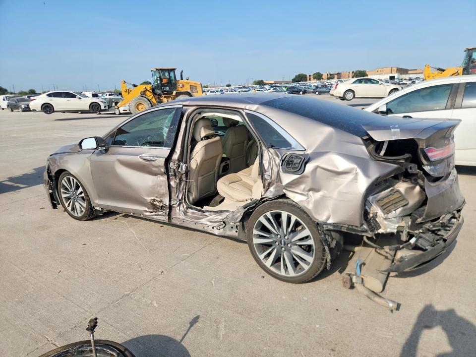 Zdjęcie 2 z aukcji – 2019 LINCOLN MKZ z VIN 3LN6L5E94KR629670