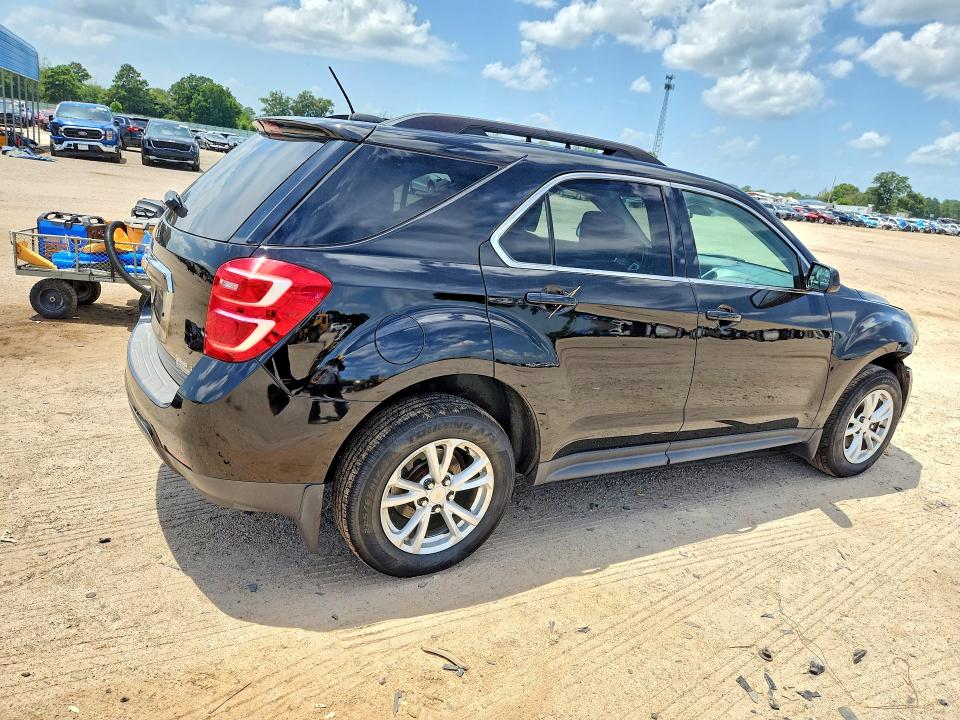 Фото 3 с аукциона – 2017 CHEVROLET EQUINOX с VIN 2GNFLFEK7H6132049