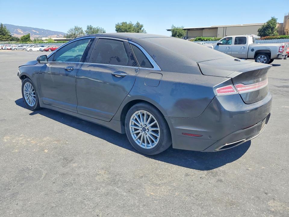 Photo 2 from auction – 2019 LINCOLN MKZ with VIN 3LN6L5MU1KR618583