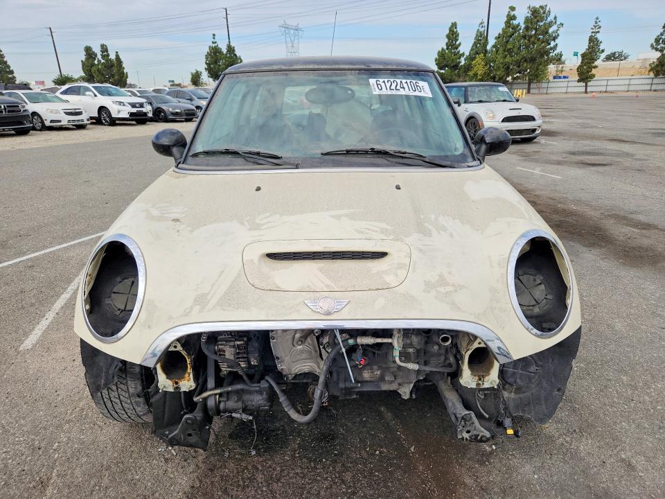 Photo 5 from auction – 2008 MINI COOPER with VIN WMWMF73518TT87004
